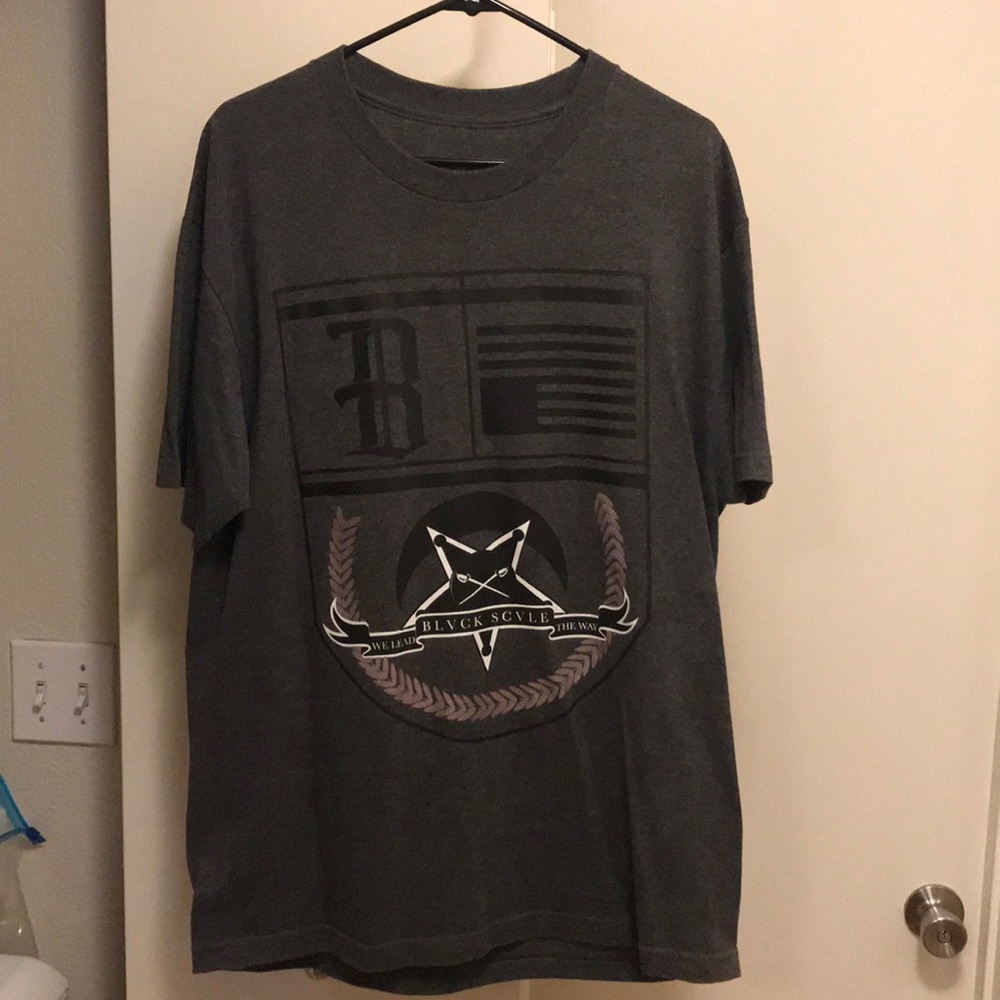 Black Scale men’s shirt